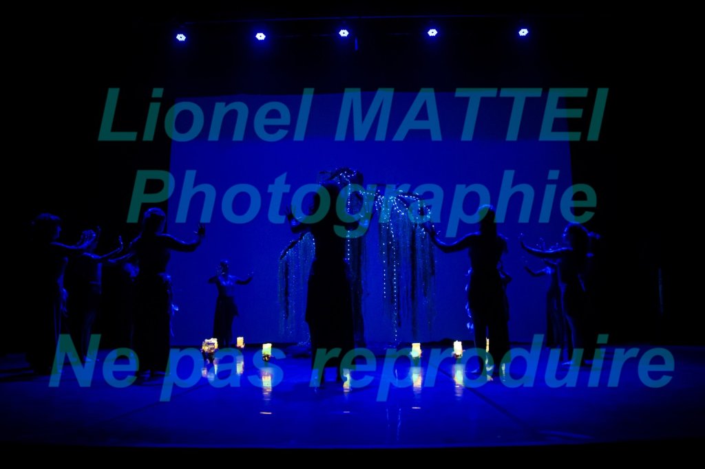 PHOTOS 1 à 92
Cliquez sur l'image pour accéder à cette série